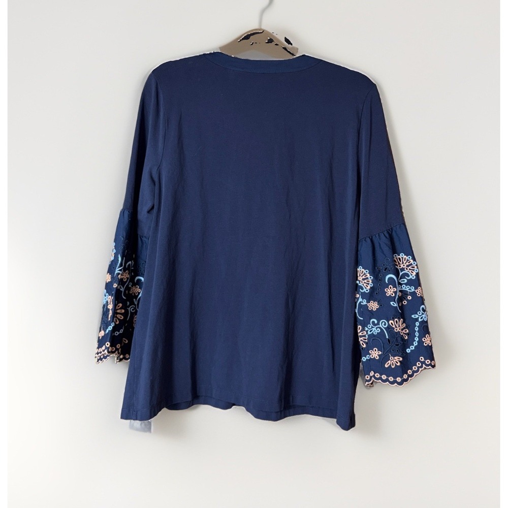 Chico's Navy Blue Embroidered Bell Sleeve XL Tunic Top Notch Neck Cotton Boho - Picture 3 of 6
